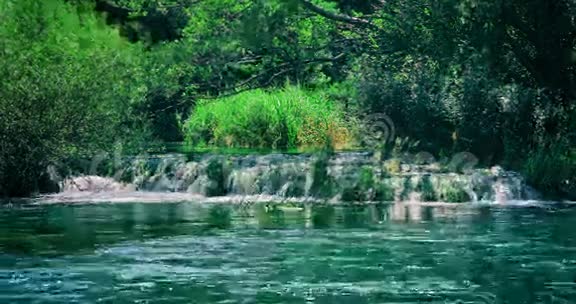 美丽的克尔卡河视频的预览图