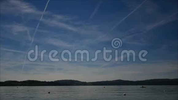 意大利维佛罗内西湖时间推移视频的预览图