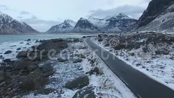 洛佛顿群岛的斯卡桑登海滩视频的预览图