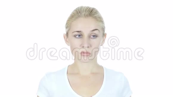 头痛沮丧沮丧的年轻女人年轻的视频的预览图
