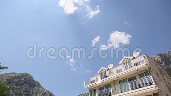 山上的别墅黑山科托尔湾从视频的预览图