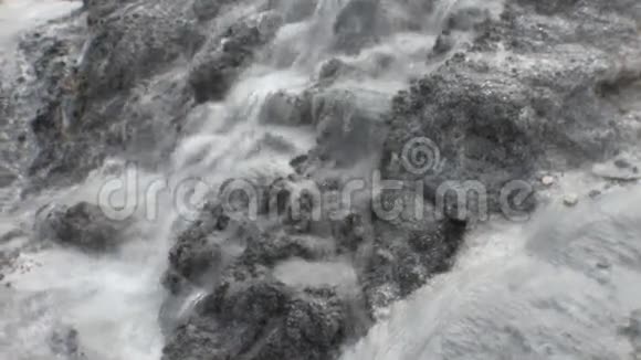 喷泉温泉背景在新西兰视频的预览图