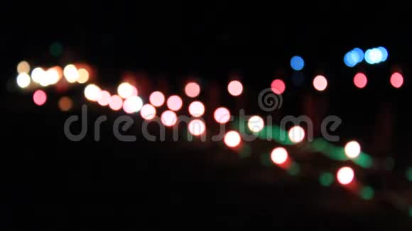 传统节日中的浮灯视频的预览图