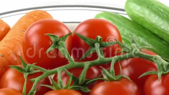 番茄黄瓜和胡萝卜视频的预览图