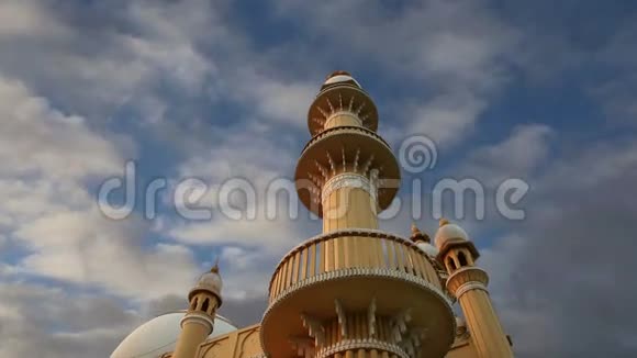 南印度喀拉拉邦Kovalam穆斯林阿拉伯清真寺视频的预览图