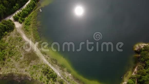 索里西湖空中无人机顶景4KUHD视频拉脱维亚视频的预览图