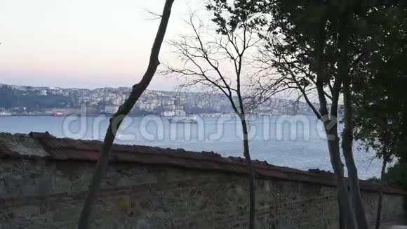 伊斯坦布尔博斯普鲁斯的美丽景色视频的预览图
