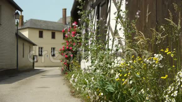 法国诺曼底的一个小村庄视频的预览图