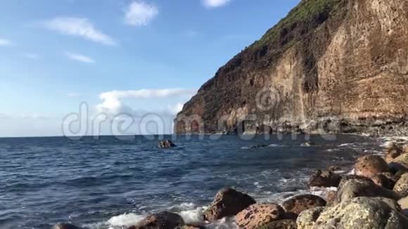 纳帕利海岸附近的波里哈尔岛考艾岛夏威夷视频的预览图
