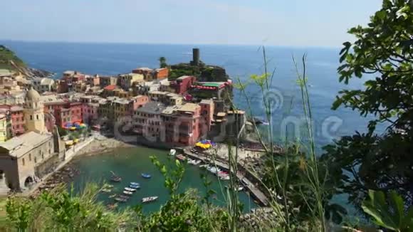 从山上俯瞰意大利的维纳斯扎超高清4K实时视频的预览图