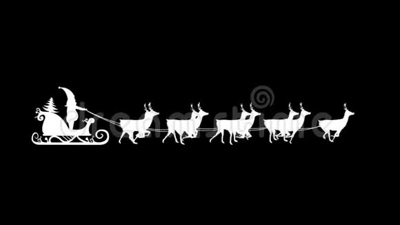 穿着驯鹿拉的雪橇的圣诞老人视频的预览图