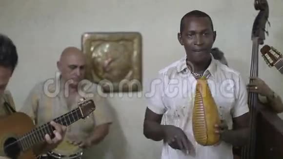 安平古巴音乐组视频的预览图