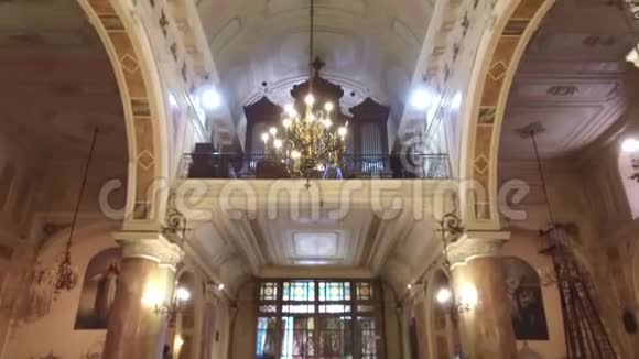 智利的教堂内部建筑视频的预览图