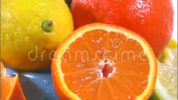 柑橘类水果旋转视频的预览图