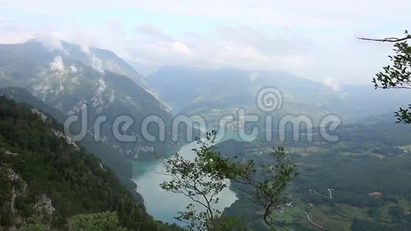 德里纳河和塔拉山塞尔维亚视频的预览图