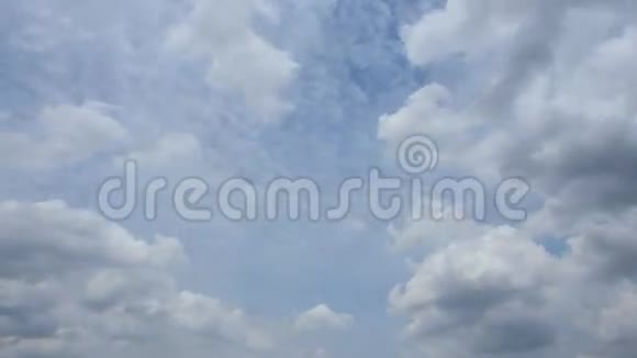 蓝天云时光流逝视频的预览图