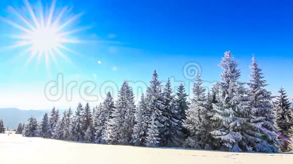 山地冬季景观视频的预览图