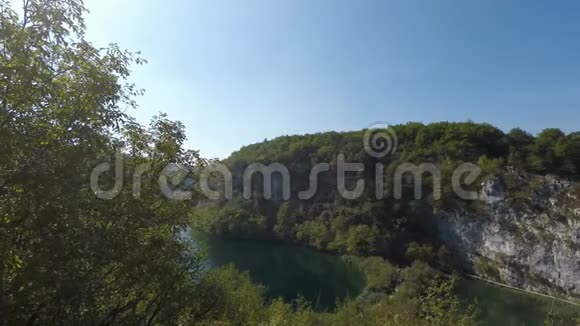 令人惊叹的克罗地亚湖视频的预览图