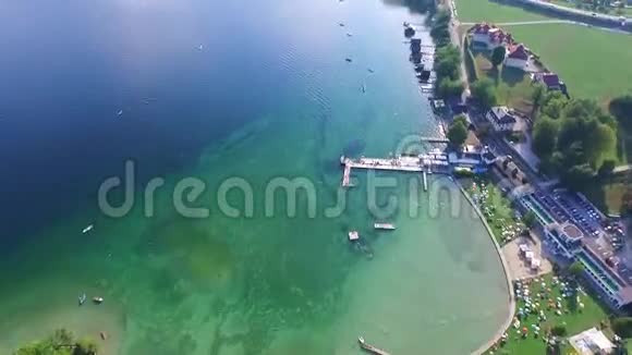 格蒙登特拉恩西奥地利湖夏季视频的预览图