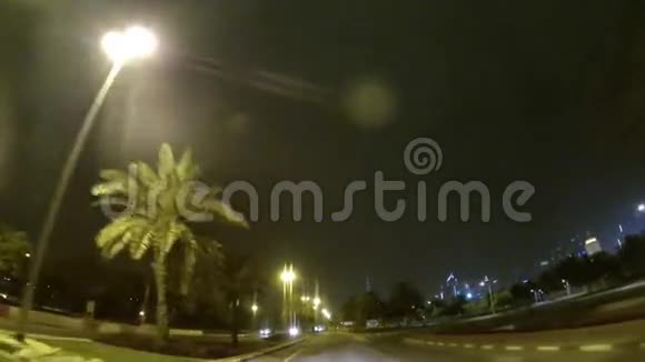迪拜市区街景从车上看视频的预览图