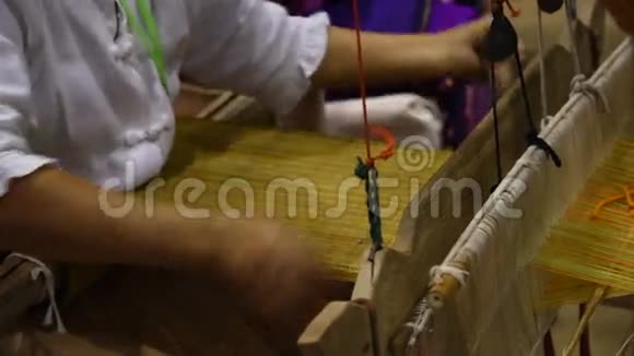 传统的棉织品视频的预览图