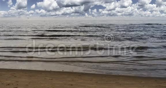 海景破碎的水波视频的预览图