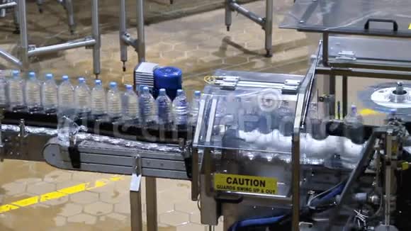 水瓶输送行业现代产业视频的预览图