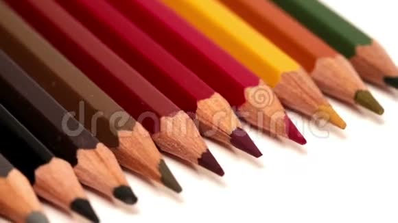 彩色铅笔一个白色背景视频的预览图