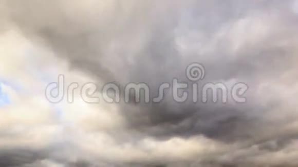 天空中的云时间流逝4K视频的预览图