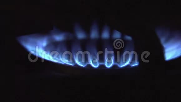 蓝色天然气火焰视频的预览图
