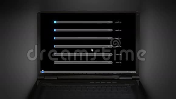 加载笔记本电脑屏幕视频的预览图