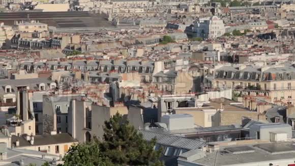 法国巴黎建筑物水平平底锅视频的预览图