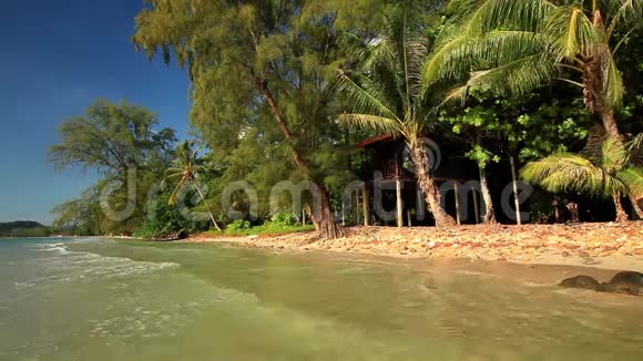 热带岛屿美丽的海滩郭昌视频的预览图