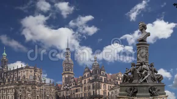 德国萨克森州德累斯顿的布吕尔露台和霍夫基什或圣三一大教堂雕塑巴洛克式教堂视频的预览图