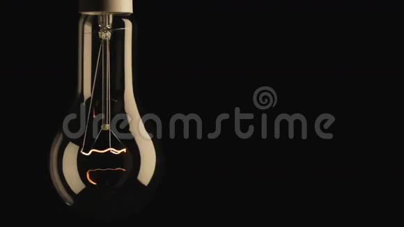 真正的灯泡闪烁视频的预览图