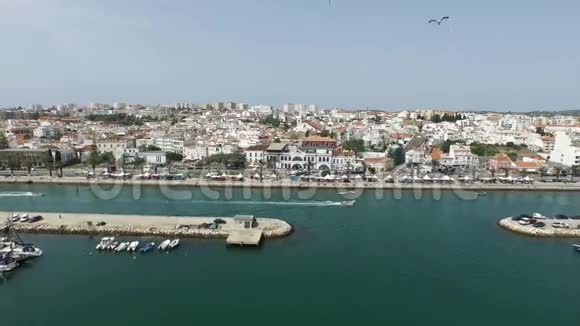 从葡萄牙拉各斯港起飞视频的预览图
