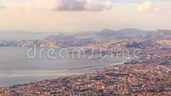 从维苏威火山看那不勒斯意大利那不勒斯时间视频的预览图