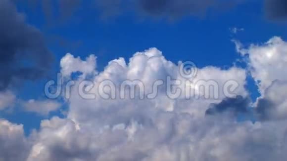 美丽的云彩时间流逝视频的预览图