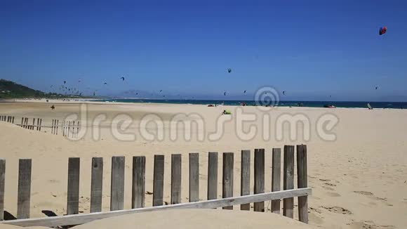 西班牙塔里法海滩和海洋美景视频的预览图