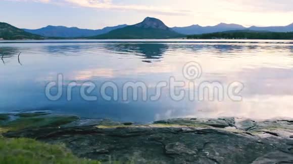 昆士兰Moogerah湖白天视频的预览图