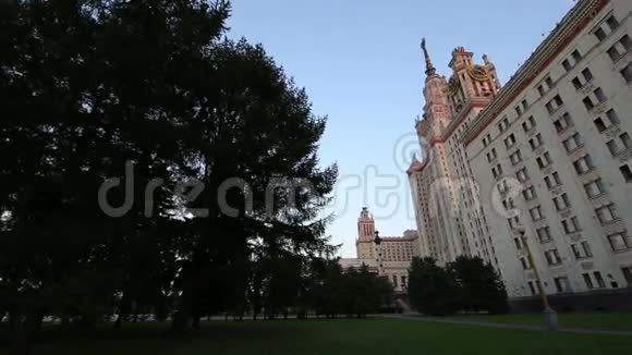 俄罗斯麻雀山莫斯科国立大学主楼视频的预览图