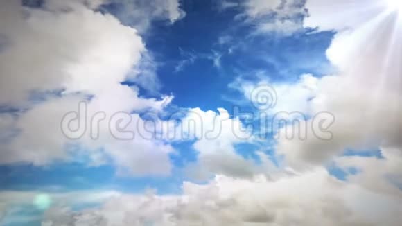 数字生成的天空和云视频视频的预览图