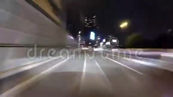 穿越东京城市夜景的时间视频的预览图
