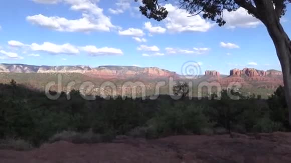亚利桑那州塞多纳红岩景观视频的预览图
