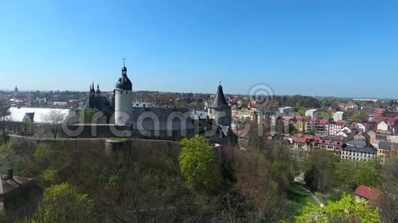 德国阿尔滕堡城堡塔视频的预览图