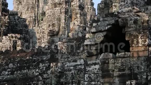 巴彦柬埔寨吴哥汤姆寺建筑群中的古高棉寺视频的预览图