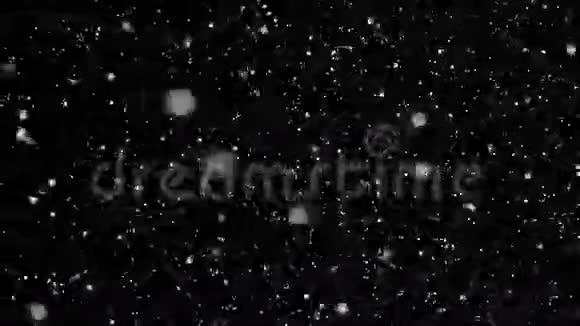 雪粒覆盖回路视频的预览图