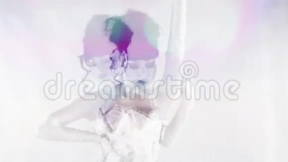 女迪斯科舞者视频的预览图