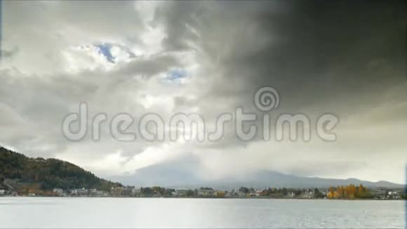富士山与川口湖视频的预览图