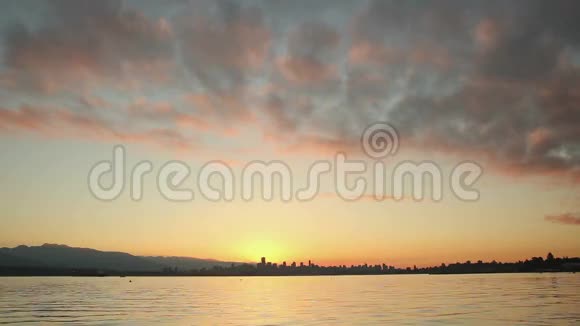 英国湾温哥华城市景观黎明视频的预览图
